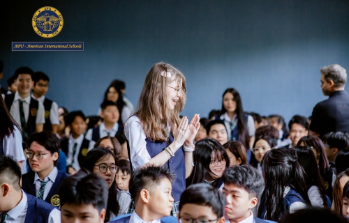 NGÀY ĐỊNH HƯỚNG CHO HỌC SINH, GIÁO VIÊN & NGÀY ĐẦU TIÊN ĐẾN TRƯỜNG